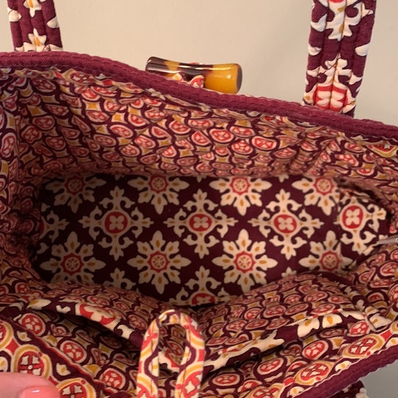 EUC Vera Bradley 2006 Medallion Small bag - Picture 4 of 6